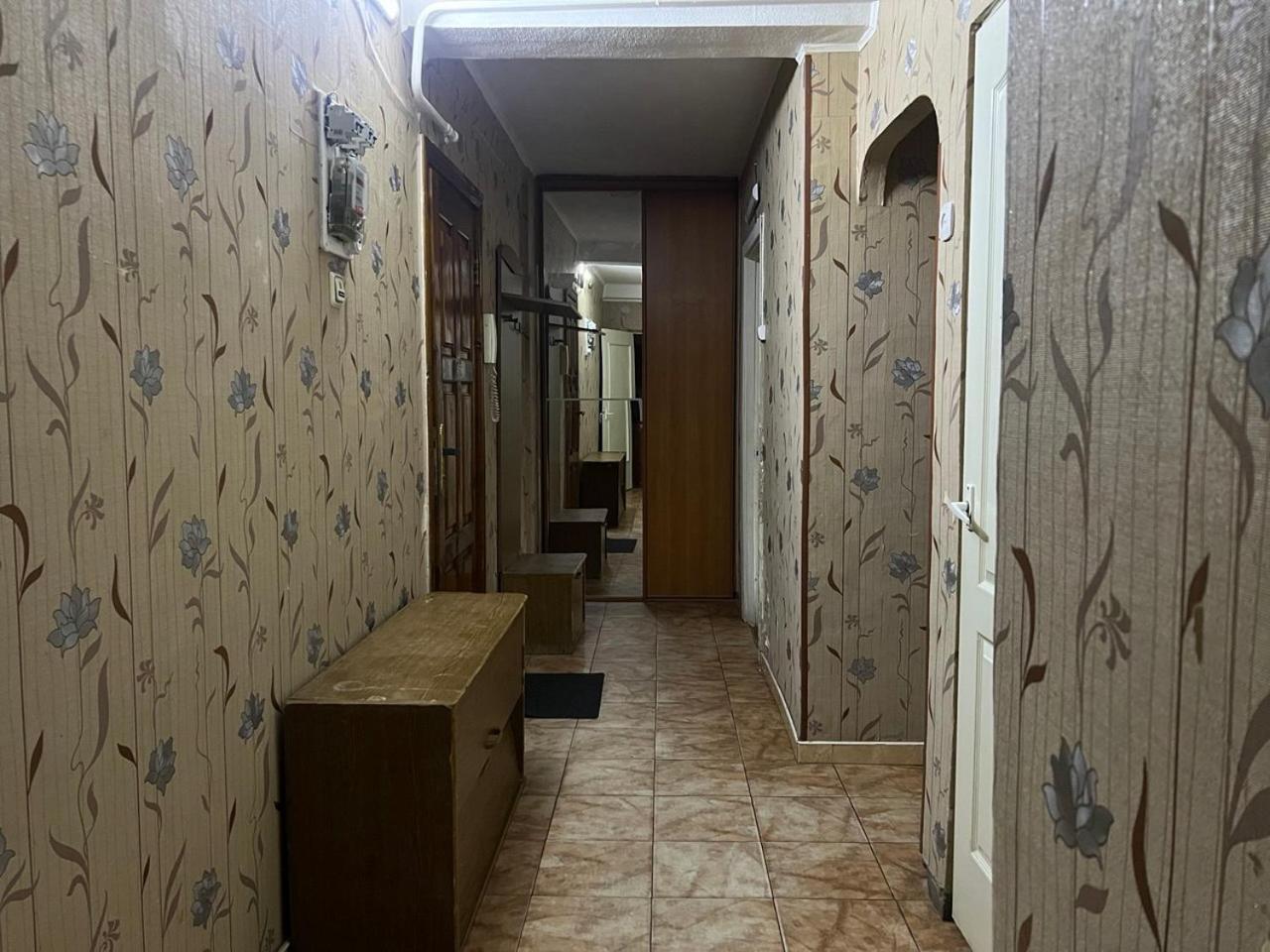 Квартира Эконом-Класса Возле Метро Левобережная Kiev Exteriör bild